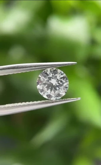 Grande bague de fiançailles classique en diamant naturel taille ronde Eternity