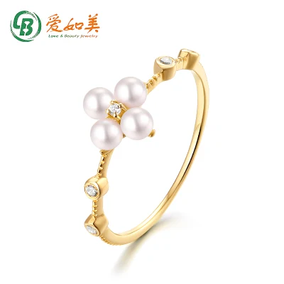 Bague en or avec perles d'eau douce pour femmes au design exquis avec pierres CZ